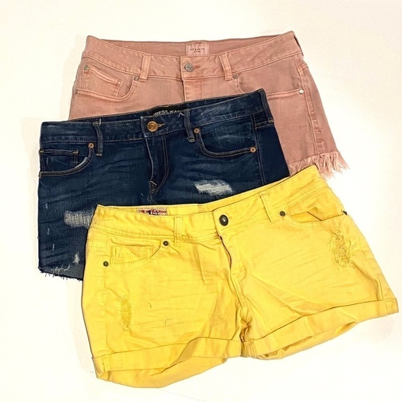 Dusty Pink Frayed shorts - Picture 6 of 6